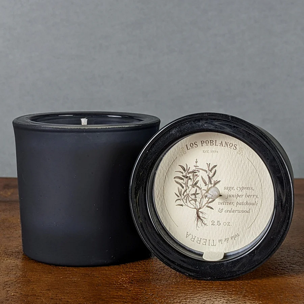 Tierra Candle