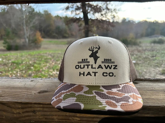The Buck - Camo/Tan