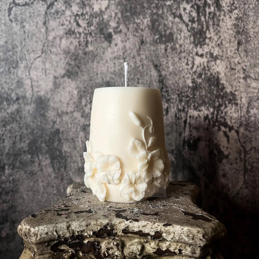 Vase with Flowers Candle