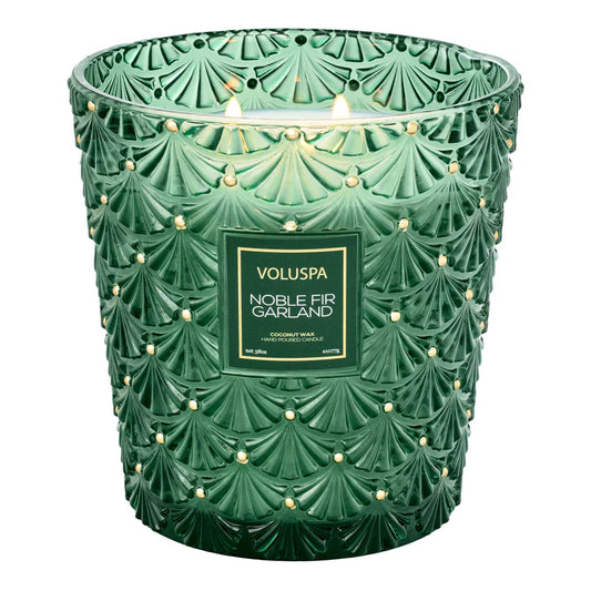 {Voluspa} 3 Wick Hearth Candle :: Noble Fir Garland