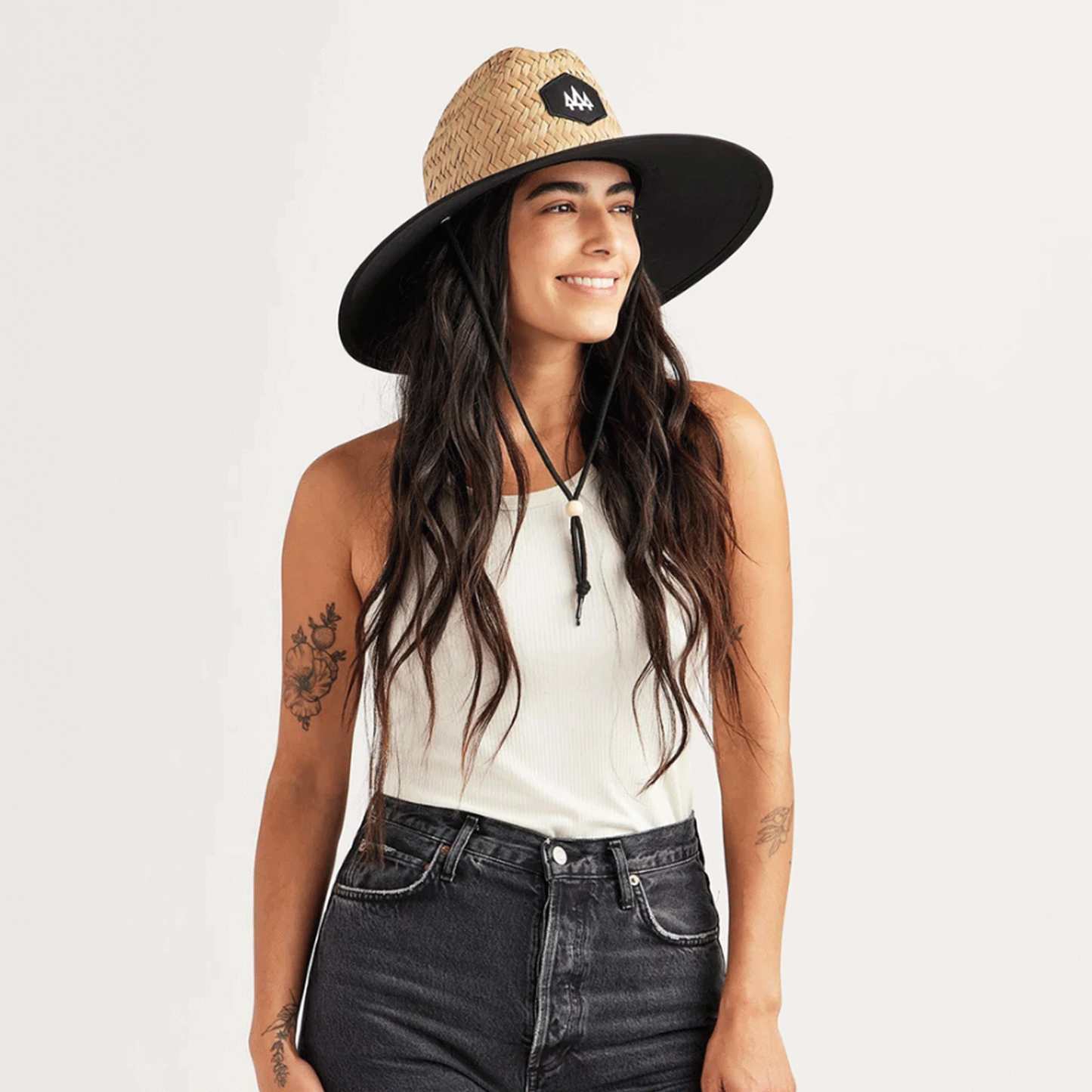 Straw Hat | Blackout