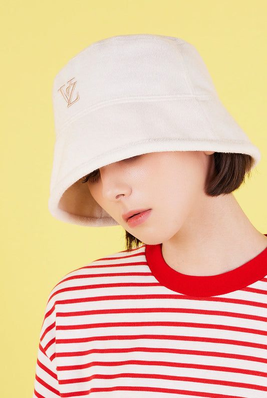 VARZAR Bucket Hat Monogram Logo Towel Bucket Hat Cream